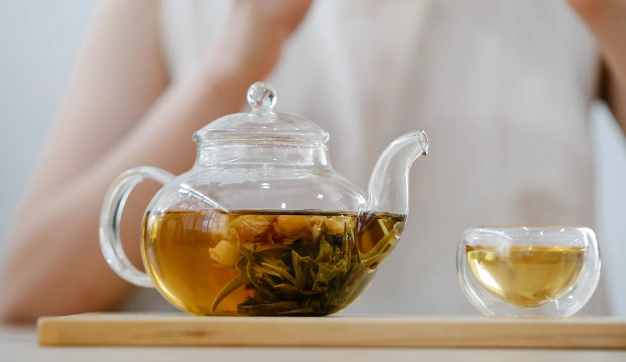 té